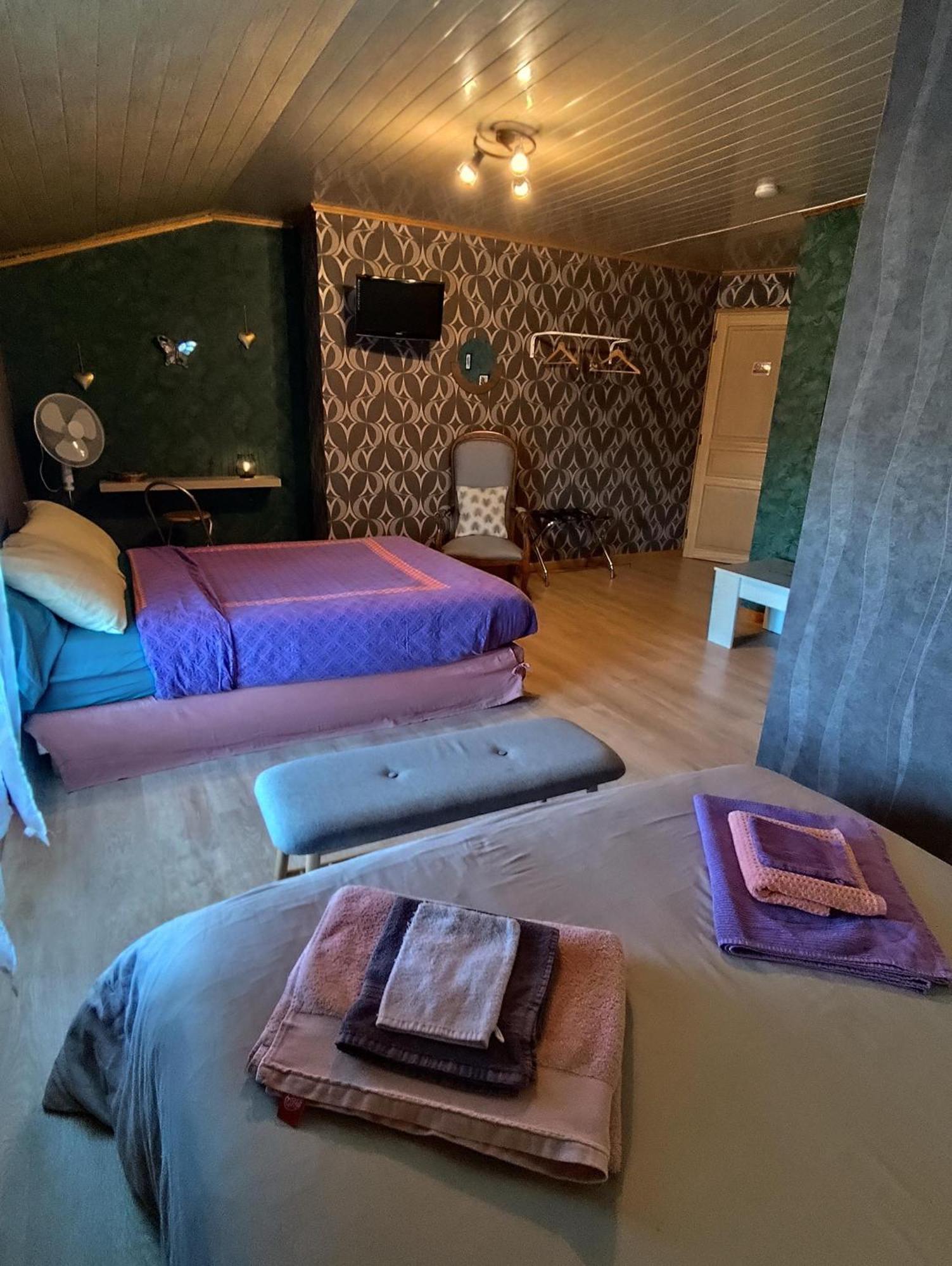 Le Domaine De Laurolie Hotell Gaujacq Exteriör bild